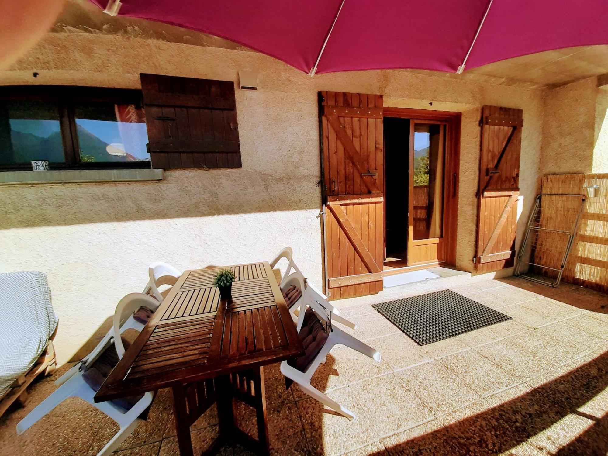 Studio sympa avec terrasse , maxi 4 pers.Briançon Exterior foto